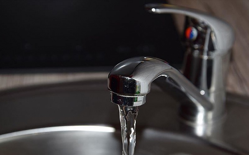 İzmir'de su ve atık su tarifesine yüzde 26 zam İzmir'de su ve atık su tarifesine yüzde 26 zam