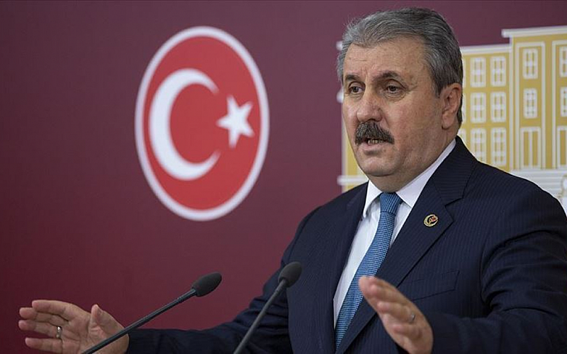 BBP Genel Başkanı Destici, partisinin Karadeniz Çalıştayı'nda konuştu BBP Genel Başkanı Destici, partisinin Karadeniz Çalıştayı'nda konuştu