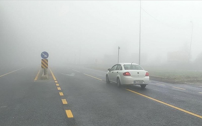 Bolu Dağı'nda sis etkili oldu Bolu Dağı'nda sis etkili oldu
