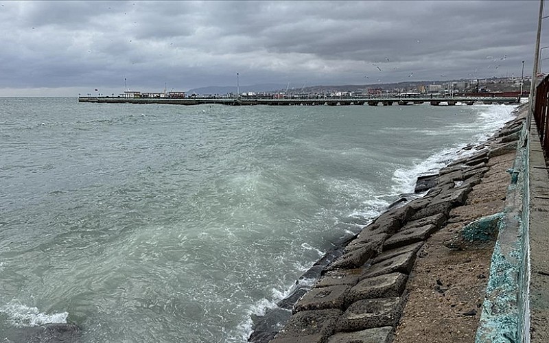 Tekirdağ'da deniz ulaşımına poyraz engeli Tekirdağ'da deniz ulaşımına poyraz engeli