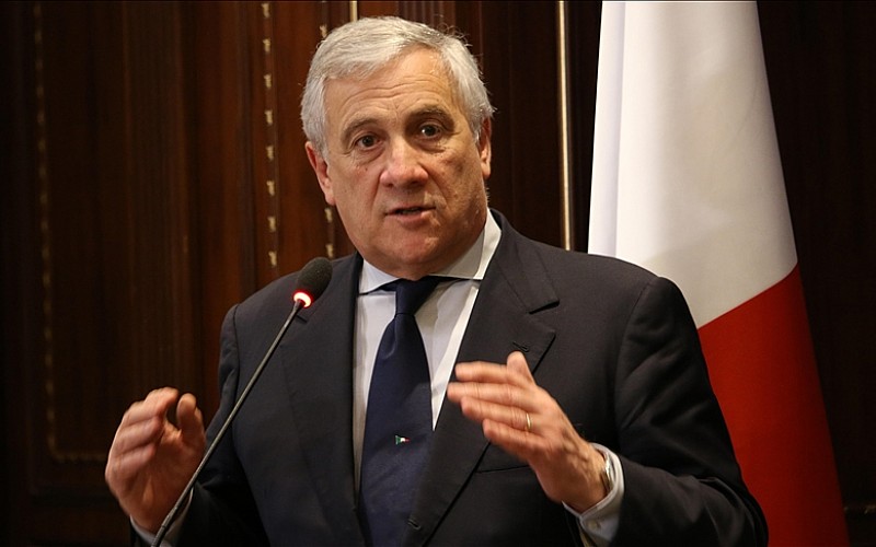 İtalya Dışişleri Bakanı Tajani: "Suriye'de iç çatışmalar döneminin sona ermesini umuyoruz" İtalya Dışişleri Bakanı Tajani: "Suriye'de iç çatışmalar döneminin sona ermesini umuyoruz"