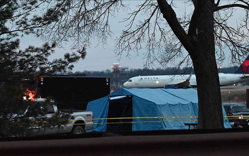 New York'ta küçük uçağın düşmesi sonucu 1 kişi hayatını kaybetti New York'ta küçük uçağın düşmesi sonucu 1 kişi hayatını kaybetti