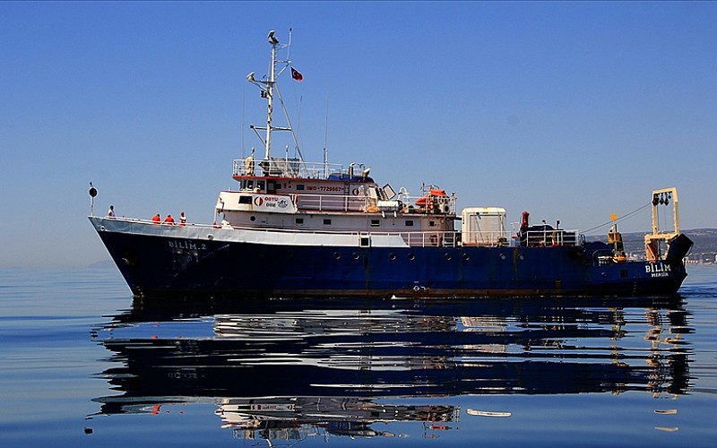 İstanbul Boğazı'nda gemi trafiği askıya alındı İstanbul Boğazı'nda gemi trafiği askıya alındı
