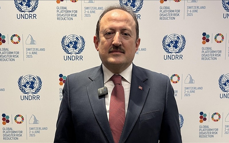 AFAD Başkanı Pehlivan, kurum personeliyle iftar programında bir araya geldi AFAD Başkanı Pehlivan, kurum personeliyle iftar programında bir araya geldi