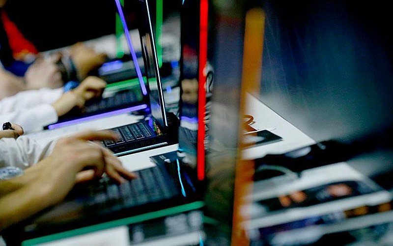 13 yaş altına sosyal medya yasağı geliyor! 13 yaş altına sosyal medya yasağı geliyor!