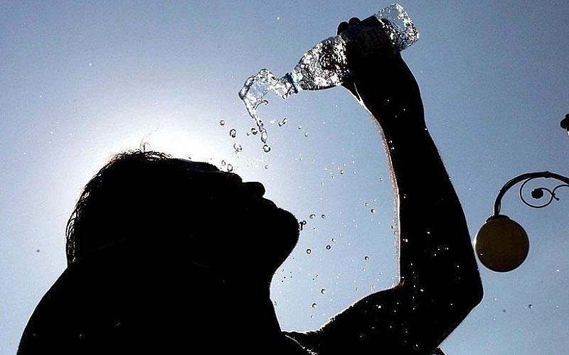 Yurt genelinde hafta ortasından itibaren sıcaklıklar artacak Yurt genelinde hafta ortasından itibaren sıcaklıklar artacak