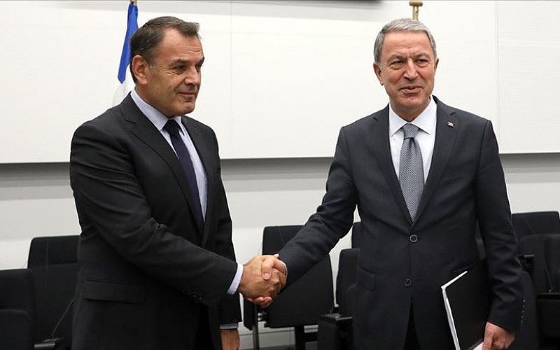 TBMM Milli Savunma Komisyonu Başkanı Akar, 'Külliye'de Ramazan' etkinliklerinde okurlarla buluştu TBMM Milli Savunma Komisyonu Başkanı Akar, 'Külliye'de Ramazan' etkinliklerinde okurlarla buluştu