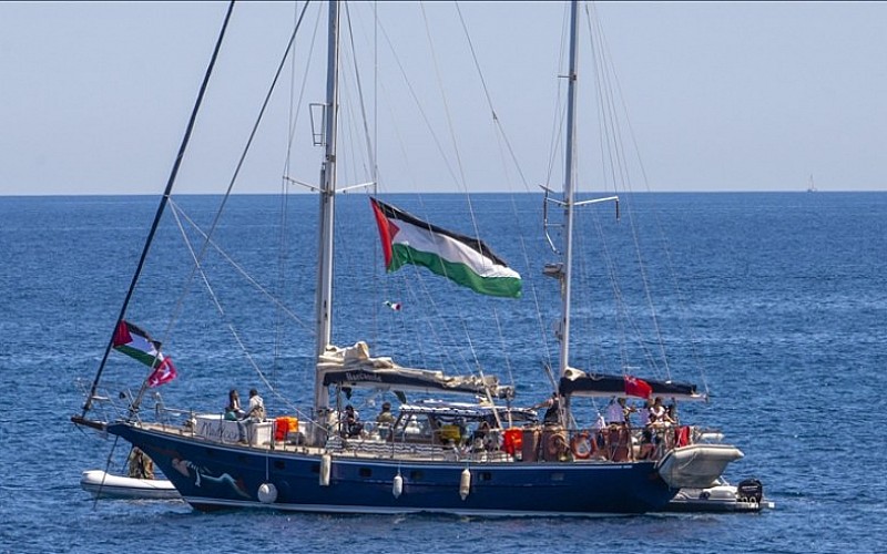 İsrail, Madleen gemisindeki aktivistlerin ülkelerine gönderileceğini açıkladı İsrail, Madleen gemisindeki aktivistlerin ülkelerine gönderileceğini açıkladı