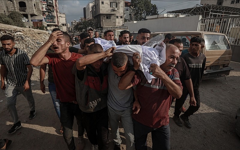 İsrail'in Gazze Şeridi'ne saldırılarında 10 Filistinli hayatını kaybetti İsrail'in Gazze Şeridi'ne saldırılarında 10 Filistinli hayatını kaybetti