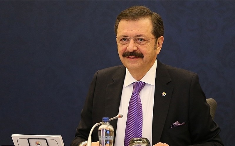 TOBB Başkanı, Hizmet Şeref Belgesi ve Plaket Takdim Töreni'nde konuştu TOBB Başkanı, Hizmet Şeref Belgesi ve Plaket Takdim Töreni'nde konuştu