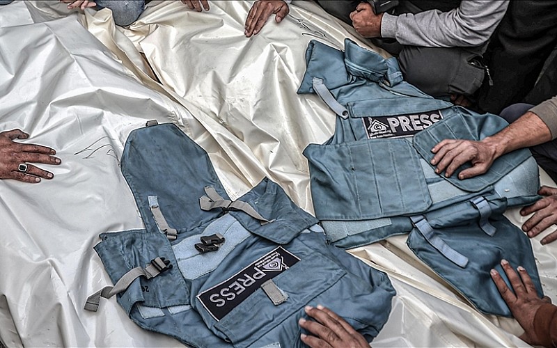 Filistinli Gazeteciler Sendikası, İsrail'in gazetecileri öldürmesini şiddetle kınadı Filistinli Gazeteciler Sendikası, İsrail'in gazetecileri öldürmesini şiddetle kınadı
