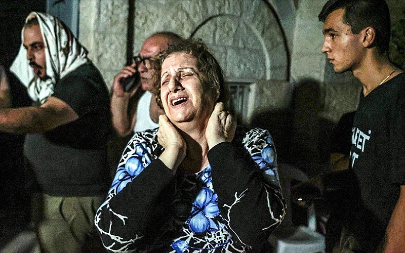 İsrail'in Gazze'de bir evi hedef alan saldırısında 7 Filistinli öldü İsrail'in Gazze'de bir evi hedef alan saldırısında 7 Filistinli öldü