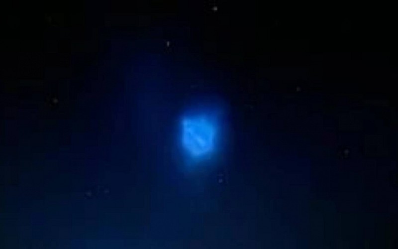 Gökyüzünde görülen mavi cismin ne olduğu ortaya çıktı Gökyüzünde görülen mavi cismin ne olduğu ortaya çıktı