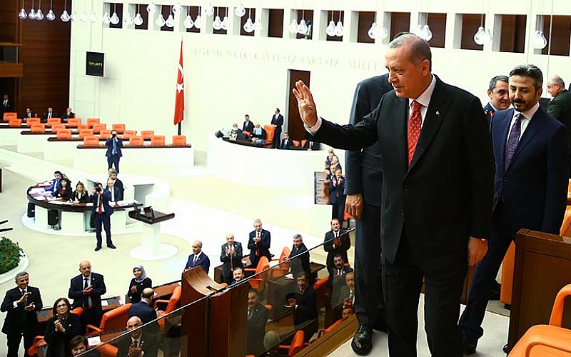 Başkan Erdoğan'ın TÜSİAD'a verdiği ayar yeniden gündem oldu Başkan Erdoğan'ın TÜSİAD'a verdiği ayar yeniden gündem oldu