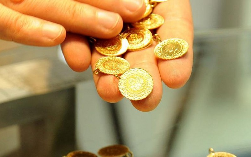 Altının gramı 4 bin 270 liradan işlem görüyor Altının gramı 4 bin 270 liradan işlem görüyor