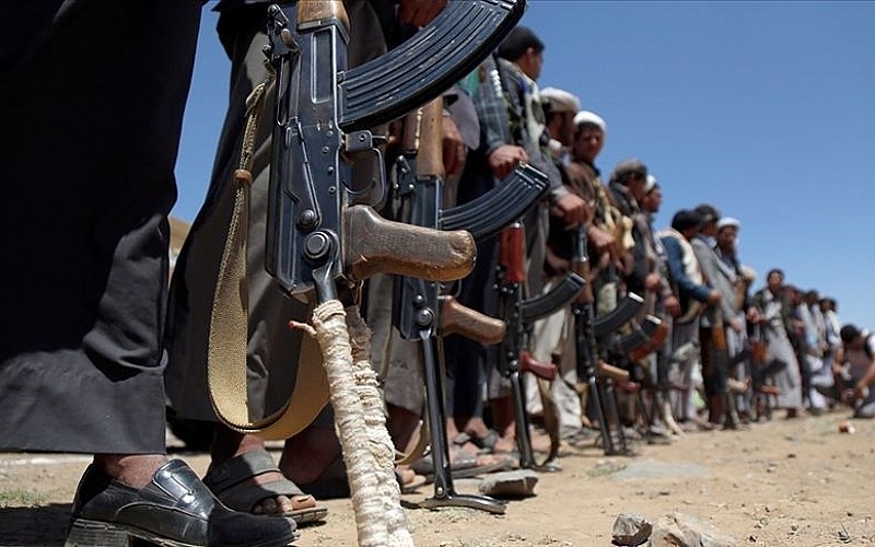 Husiler, Ben Gurion Havalimanı'nı "Filistin-2" balistik füzesiyle vurduklarını iddia etti Husiler, Ben Gurion Havalimanı'nı "Filistin-2" balistik füzesiyle vurduklarını iddia etti