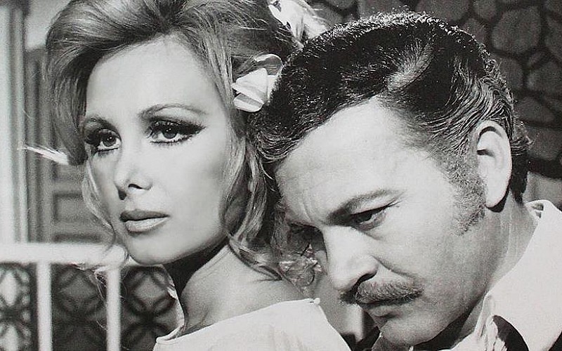 Filiz Akın vefat etti Filiz Akın vefat etti