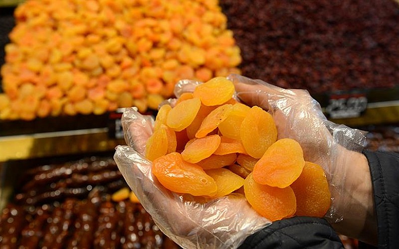 Malatya'da kayısı ağaçları zirai don nedeniyle zarar gördü Malatya'da kayısı ağaçları zirai don nedeniyle zarar gördü