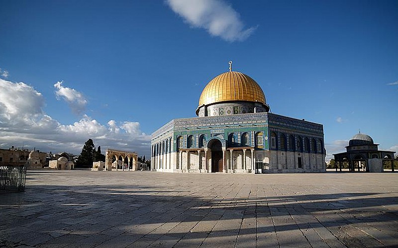On binlerce Müslüman bayram namazını Mescid-i Aksa'da kıldı On binlerce Müslüman bayram namazını Mescid-i Aksa'da kıldı