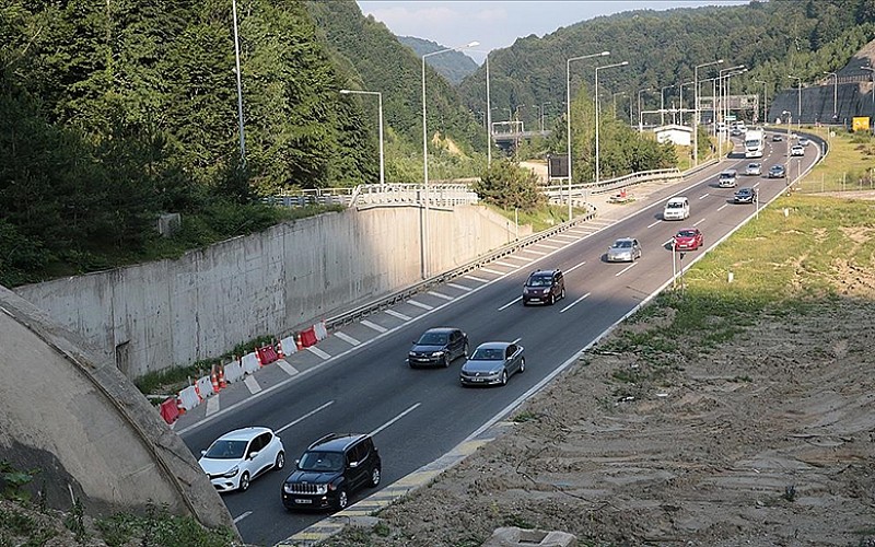 Bolu'nun doğal güzellikleri, bayram tatilinde 56 bin 871 kişiyi ağırladı Bolu'nun doğal güzellikleri, bayram tatilinde 56 bin 871 kişiyi ağırladı