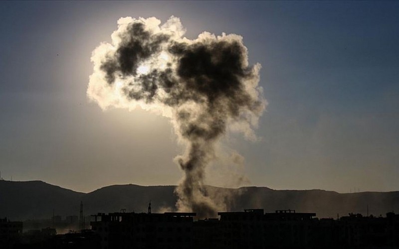İsrail, olası ateşkes öncesi Beyrut'a yoğun hava saldırısı başlattı İsrail, olası ateşkes öncesi Beyrut'a yoğun hava saldırısı başlattı