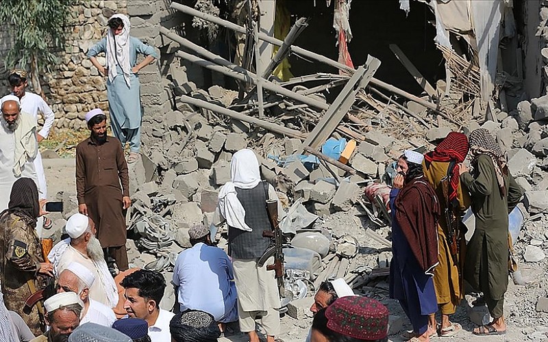 Afganistan'ın Pakistan sınırında 5,3 büyüklüğünde deprem Afganistan'ın Pakistan sınırında 5,3 büyüklüğünde deprem