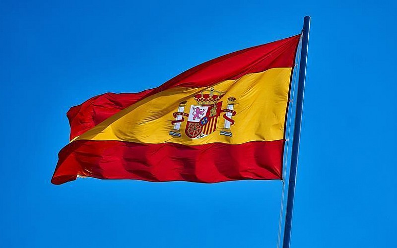 İspanya'da merkez sağcı ana muhalefet "erken seçim" talebiyle Madrid'de gösteri yaptı İspanya'da merkez sağcı ana muhalefet "erken seçim" talebiyle Madrid'de gösteri yaptı