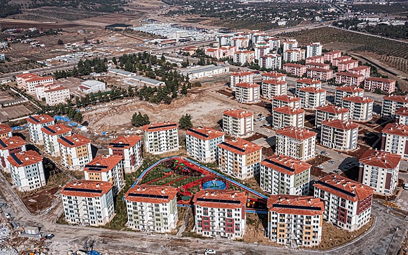 Hatay'da 21 bin 108 afet konutunun daha anahtarı hak sahiplerine verilecek Hatay'da 21 bin 108 afet konutunun daha anahtarı hak sahiplerine verilecek