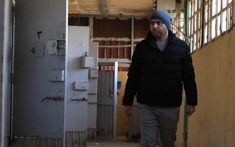 Suriyeli Murad, Sednaya Hapishanesi'nde yaşadıklarını anlattı Suriyeli Murad, Sednaya Hapishanesi'nde yaşadıklarını anlattı