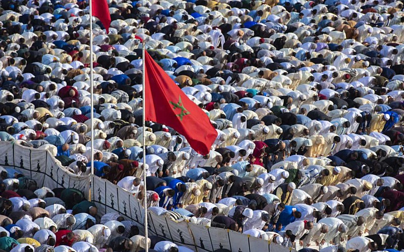 Faslılar Ramazan Bayramı'nın ilk gününü coşkuyla kutluyor Faslılar Ramazan Bayramı'nın ilk gününü coşkuyla kutluyor